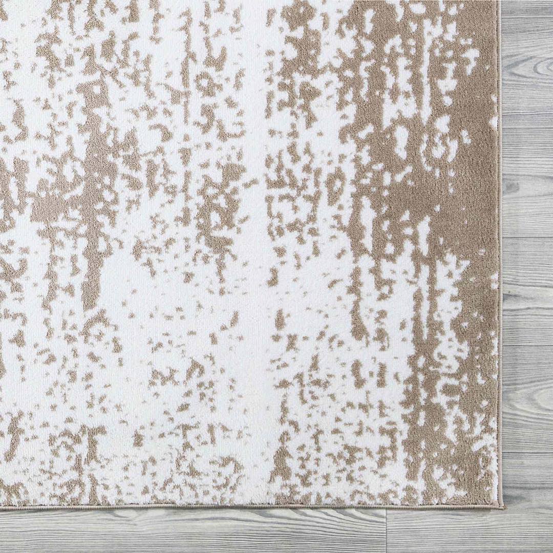 Modern vs traditional: which rug style suits your home?